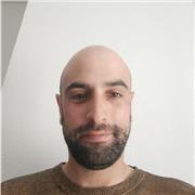 Me considero una persona divertida y comunicativa muy válido para impartir clases a jóvenes tanto de idiomas como ciencias en general. Principalmente matemáticas, química, biología. También se pueden impartí clases de inglés nivel B2.